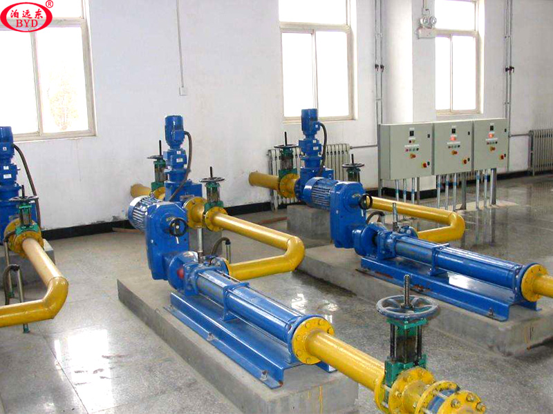 板框壓濾機(jī)螺桿泵進(jìn)料 板框壓濾機(jī)螺桿泵進(jìn)料