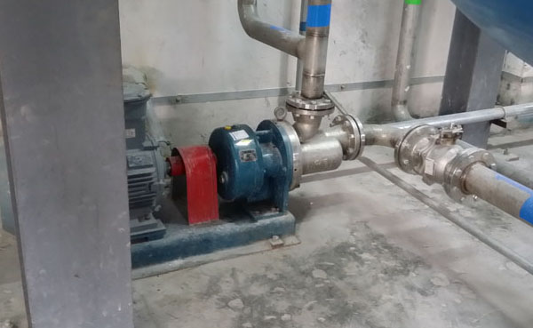 丁苯膠乳輸送泵密封泄露問題解決方法 丁苯膠乳輸送泵密封泄露問題解決方法