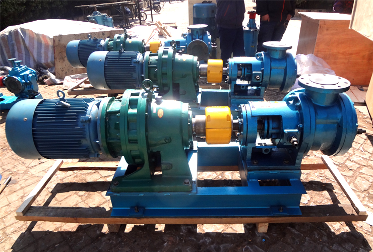 秸稈油出料泵遠(yuǎn)東新研發(fā)出新產(chǎn)品投入內(nèi)蒙使用成功運(yùn)行