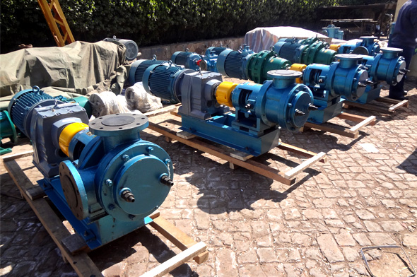 瀝青混合料泵(防水行業(yè))